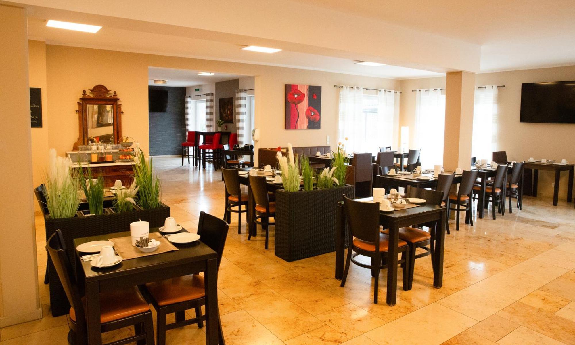 אינגולשטאט Auwald Hotel מראה חיצוני תמונה