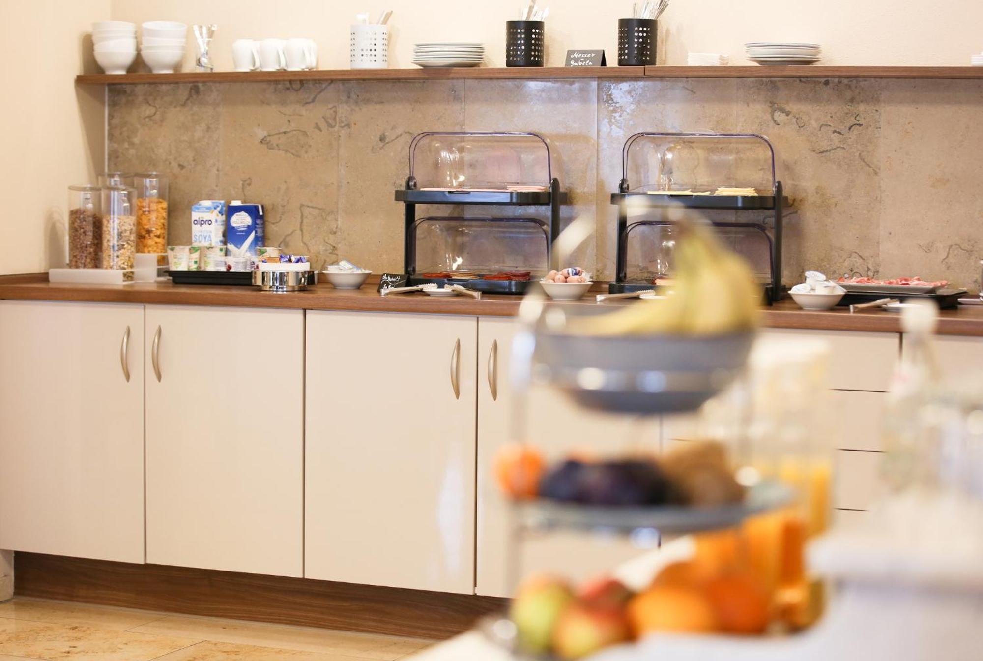 אינגולשטאט Auwald Hotel מראה חיצוני תמונה